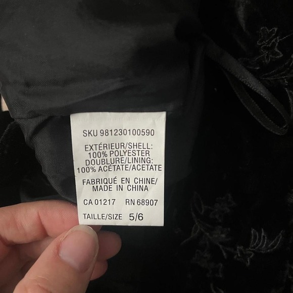 Le Chateau Black Velvet Skirt Floral‎ Embroidery Ruffle Trim Whimsygoth Fairy - Picture 6 of 7